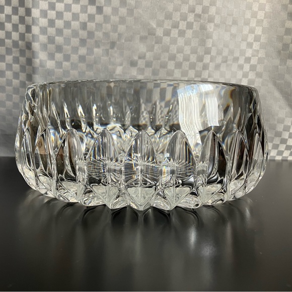 Gorham Althea Cut Crystal Large Round Serving Bowl - Picture 2 of 7